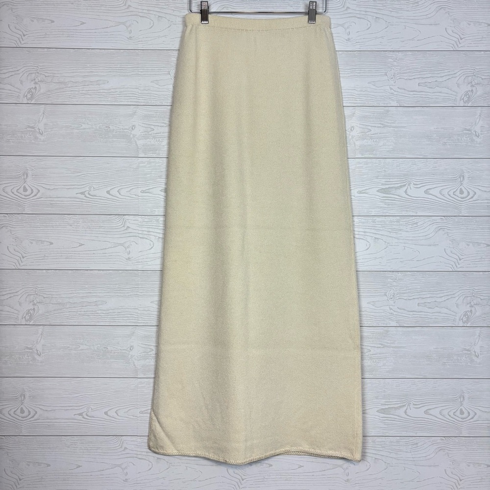 St. John Cream Santana Knit Maxi Skirt Size 4 - Picture 4 of 4